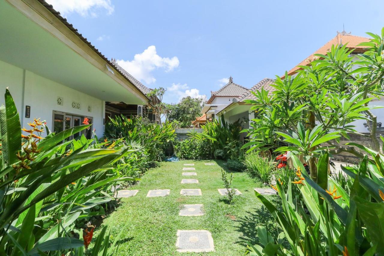 Karan Homestay Canggu Экстерьер фото