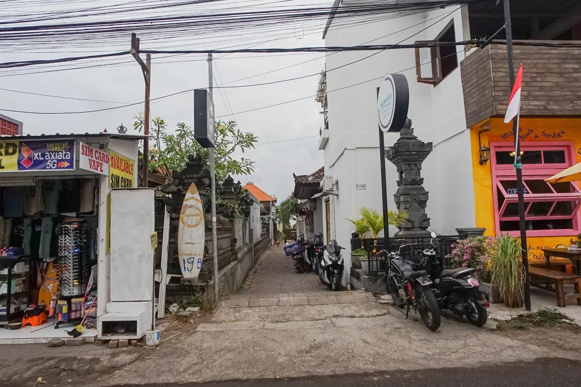 Karan Homestay Canggu Экстерьер фото