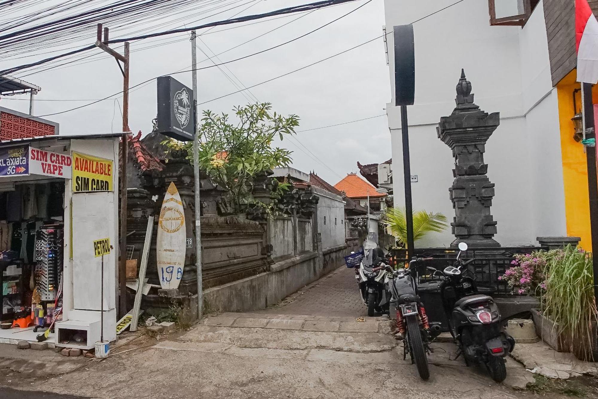 Karan Homestay Canggu Экстерьер фото