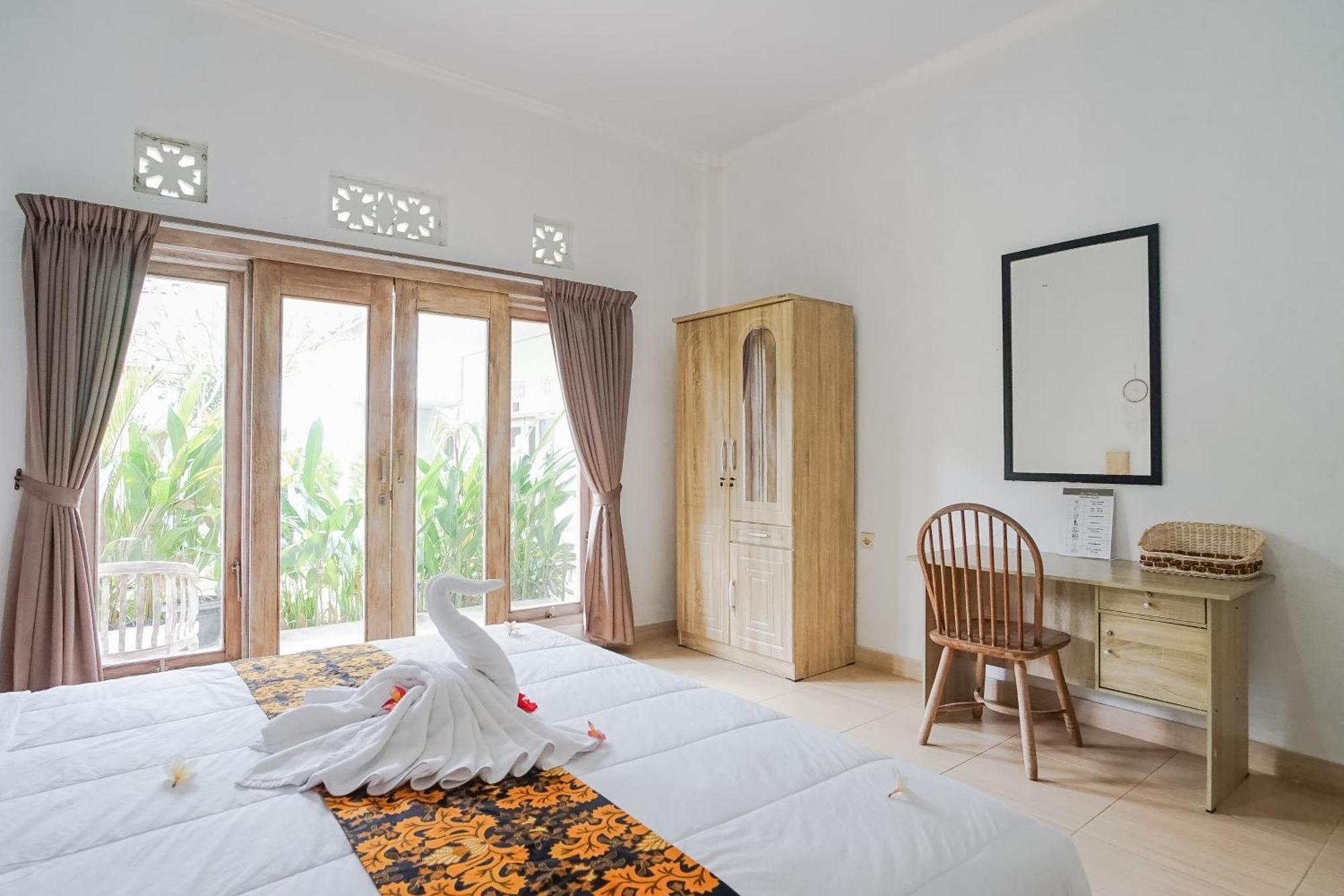 Karan Homestay Canggu Экстерьер фото